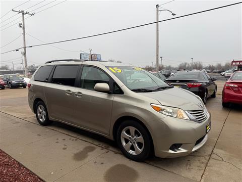 2015 Toyota Sienna LE FWD 8-Passenger V6