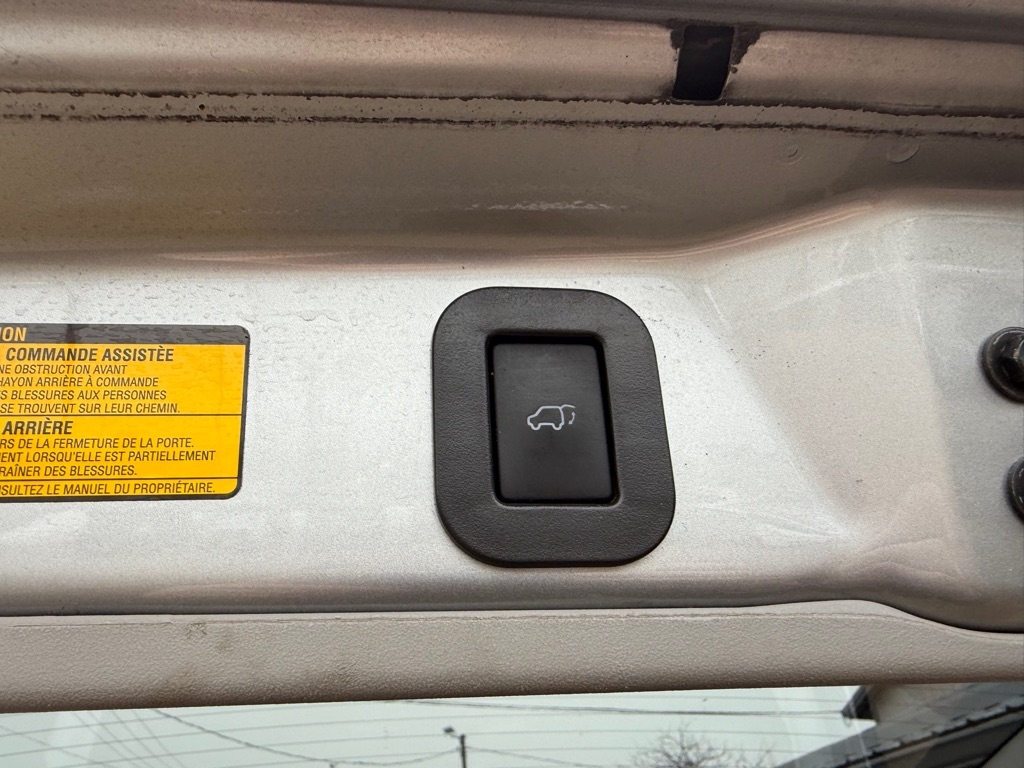 Toyota Sienna SE FWD 8-Passenger V6 2015