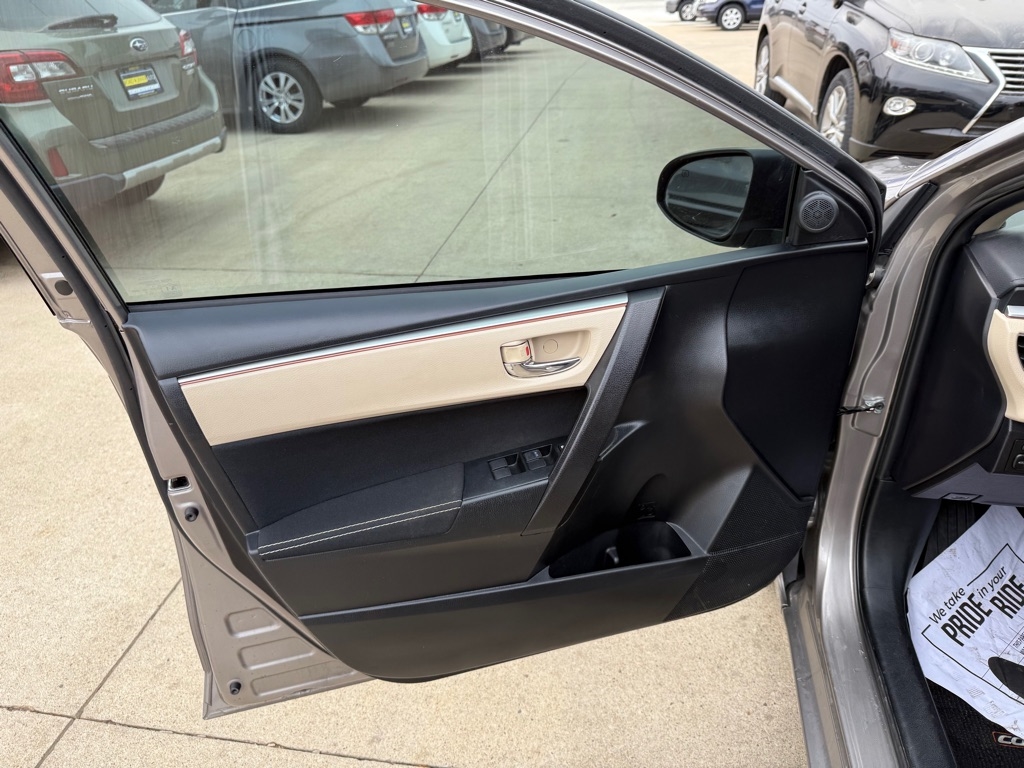 Toyota Corolla LE CVT 2015