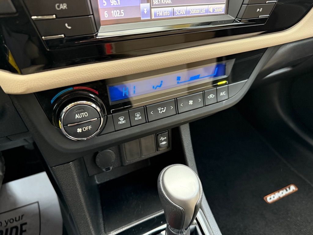 Toyota Corolla LE CVT 2015