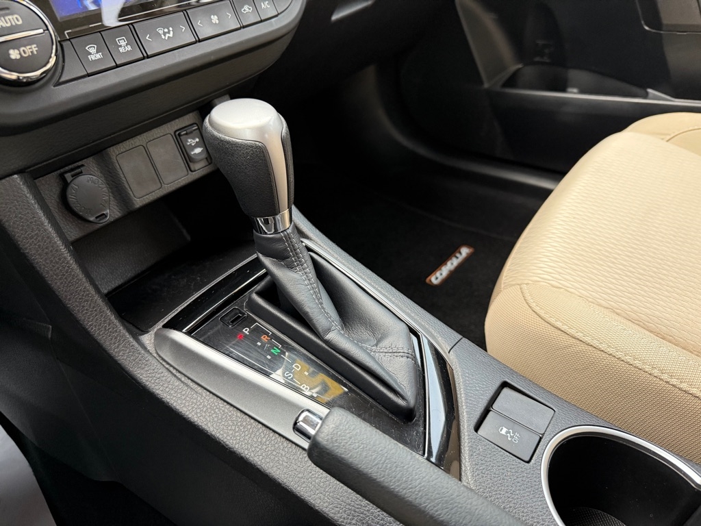 Toyota Corolla LE CVT 2015