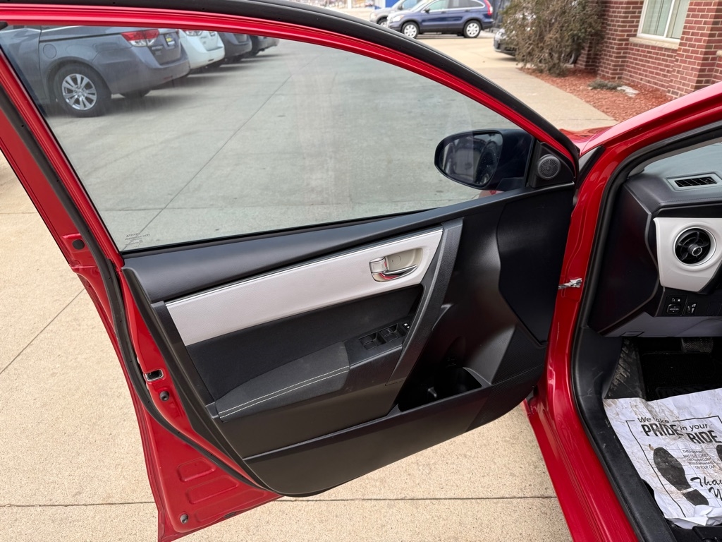 Toyota Corolla LE CVT 2017