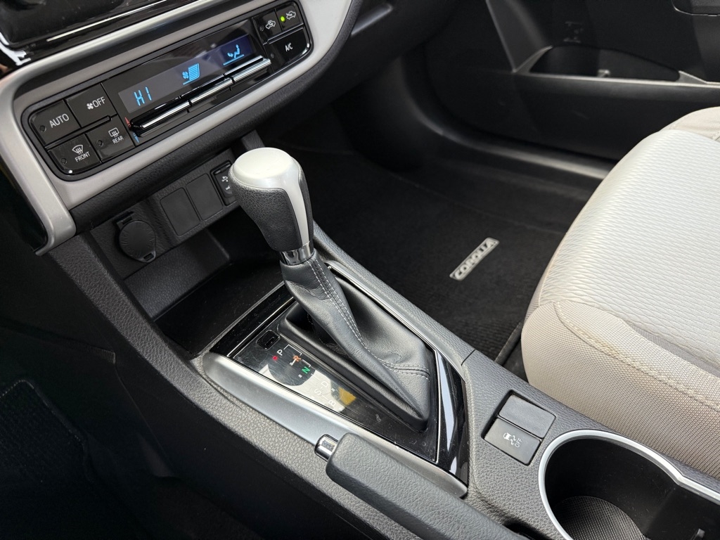Toyota Corolla LE CVT 2017
