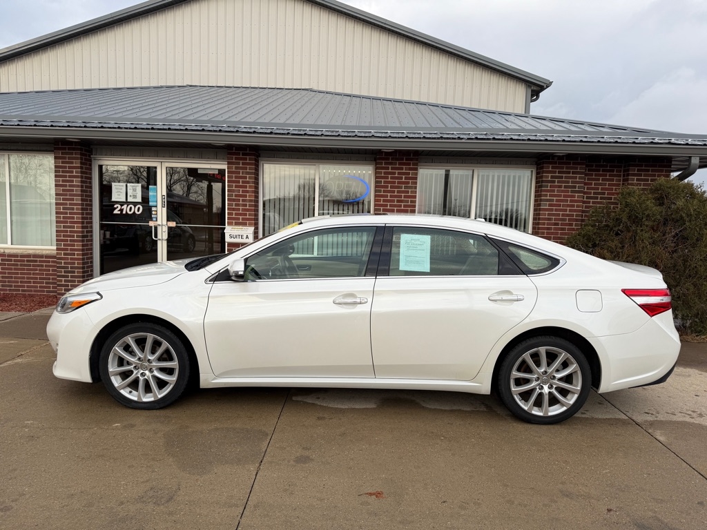 Toyota Avalon XLE 2013