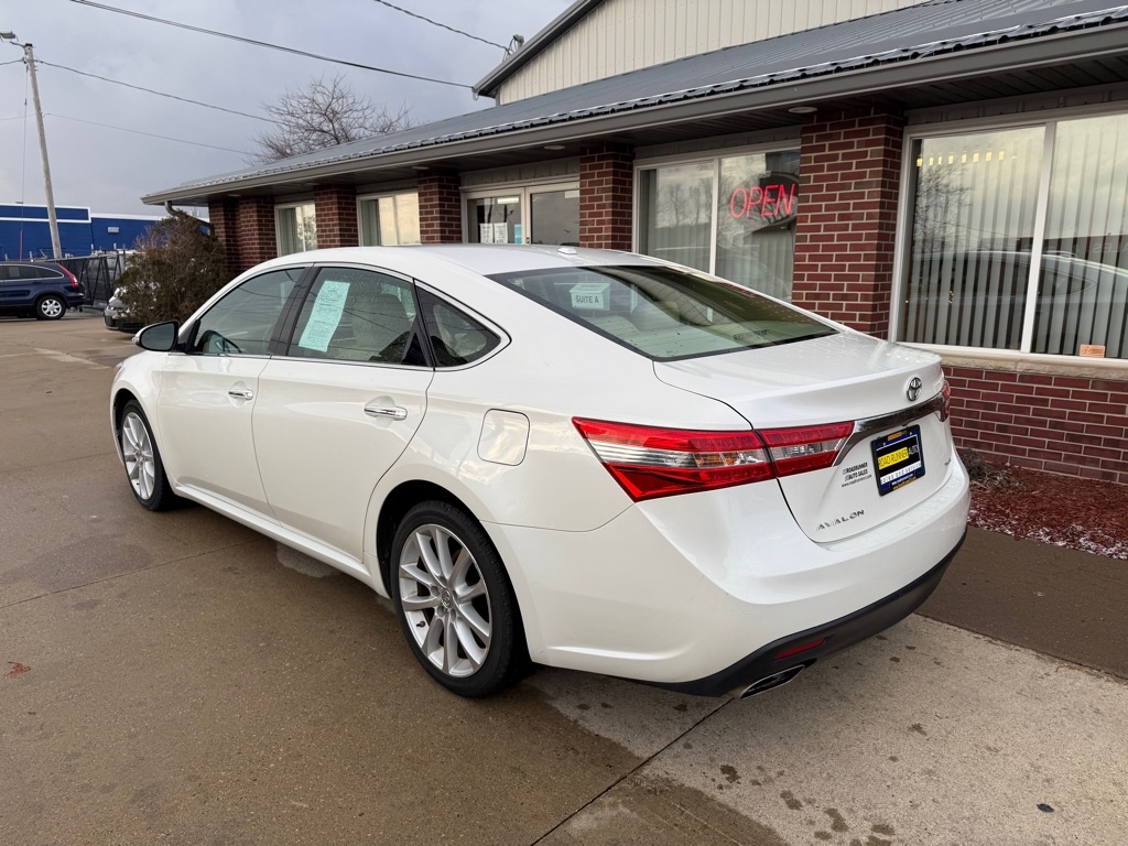 Toyota Avalon XLE 2013
