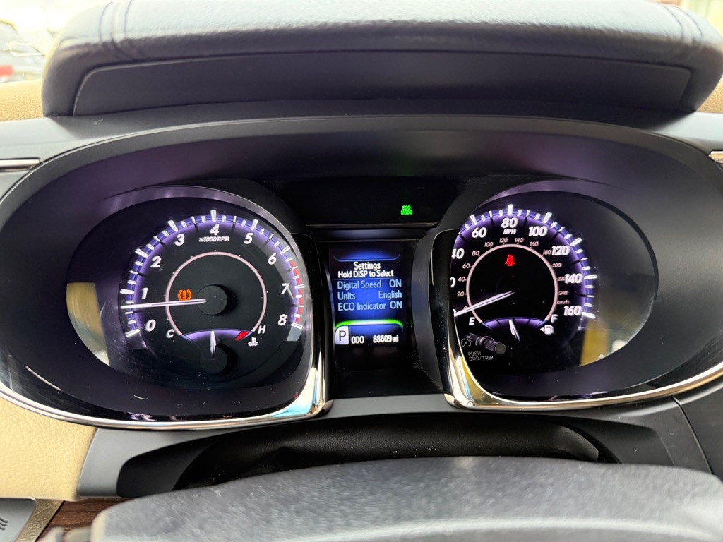 Toyota Avalon XLE 2013