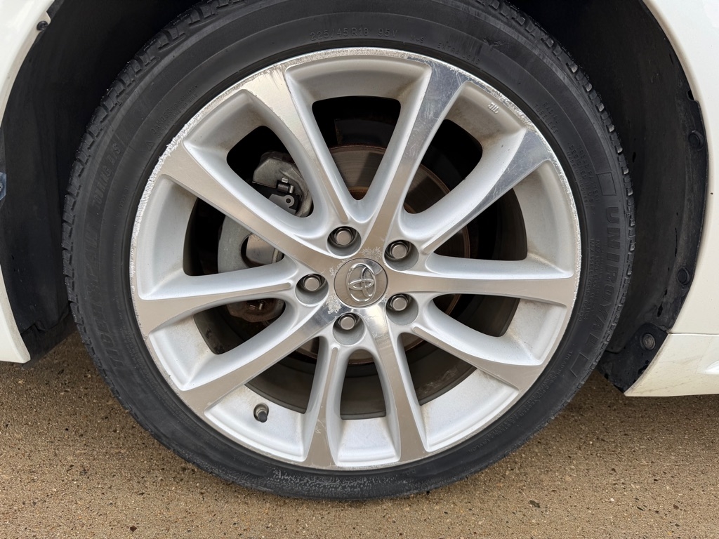 Toyota Avalon XLE 2013