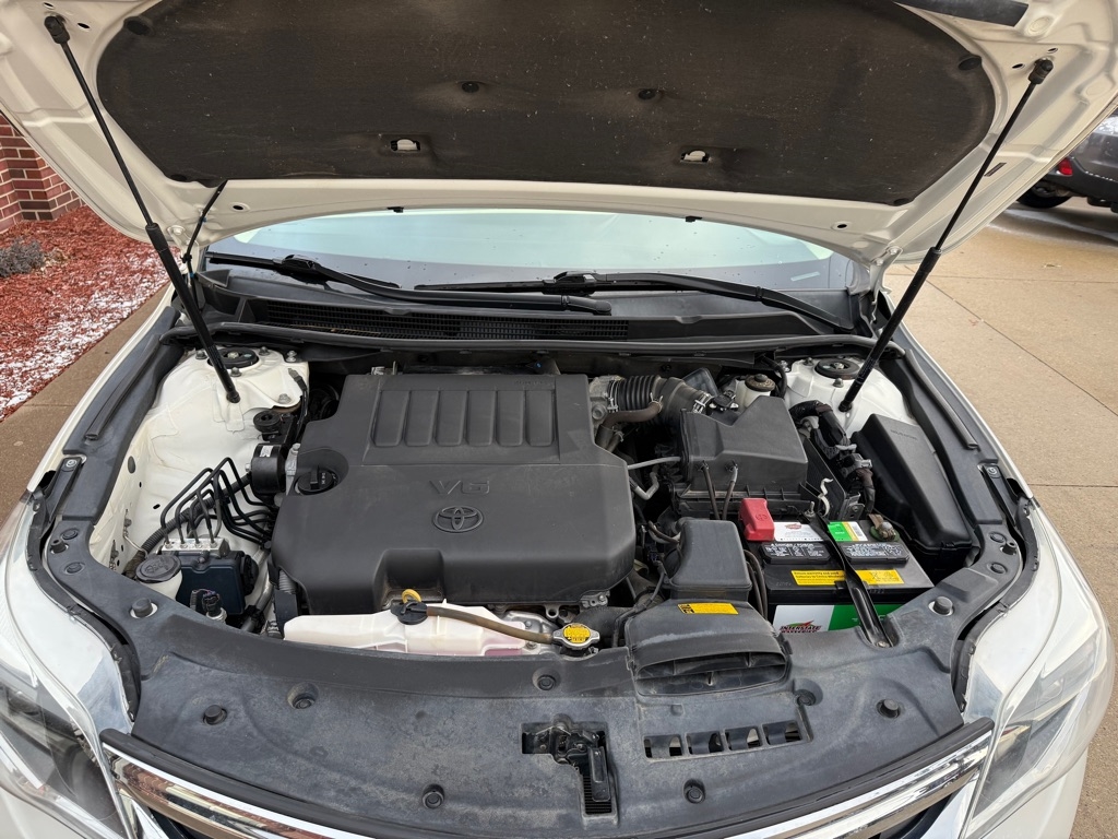 Toyota Avalon XLE 2013