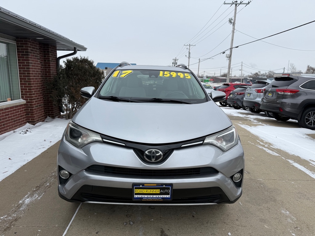 Toyota RAV4 XLE AWD 2017