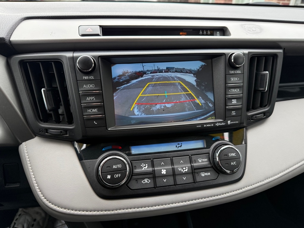 Toyota RAV4 XLE AWD 2017