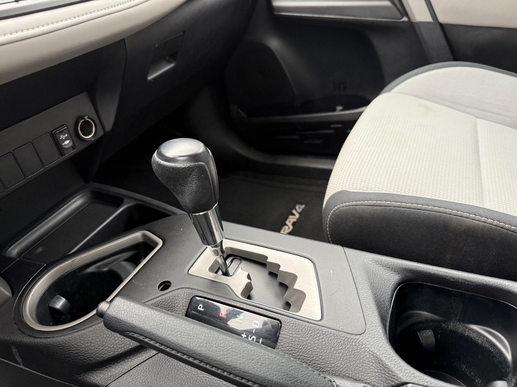 Toyota RAV4 XLE AWD 2017