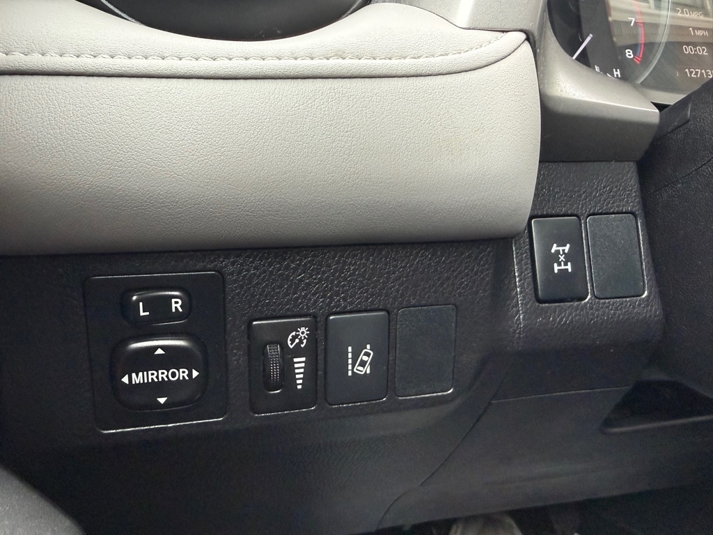 Toyota RAV4 XLE AWD 2017