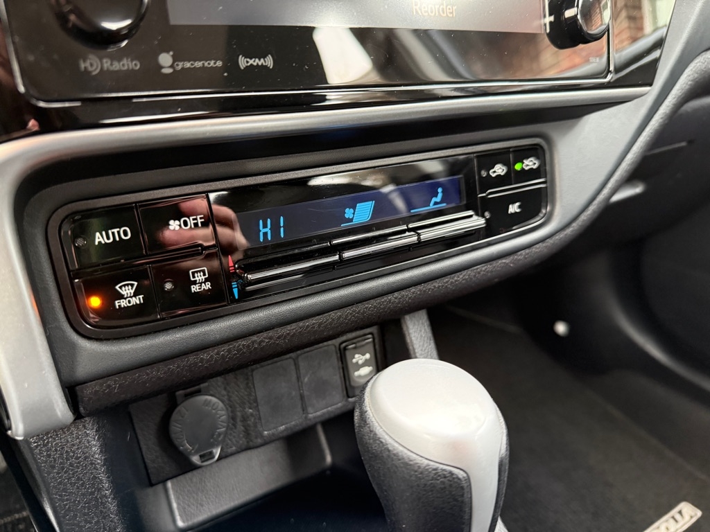 Toyota Corolla LE CVT 2017