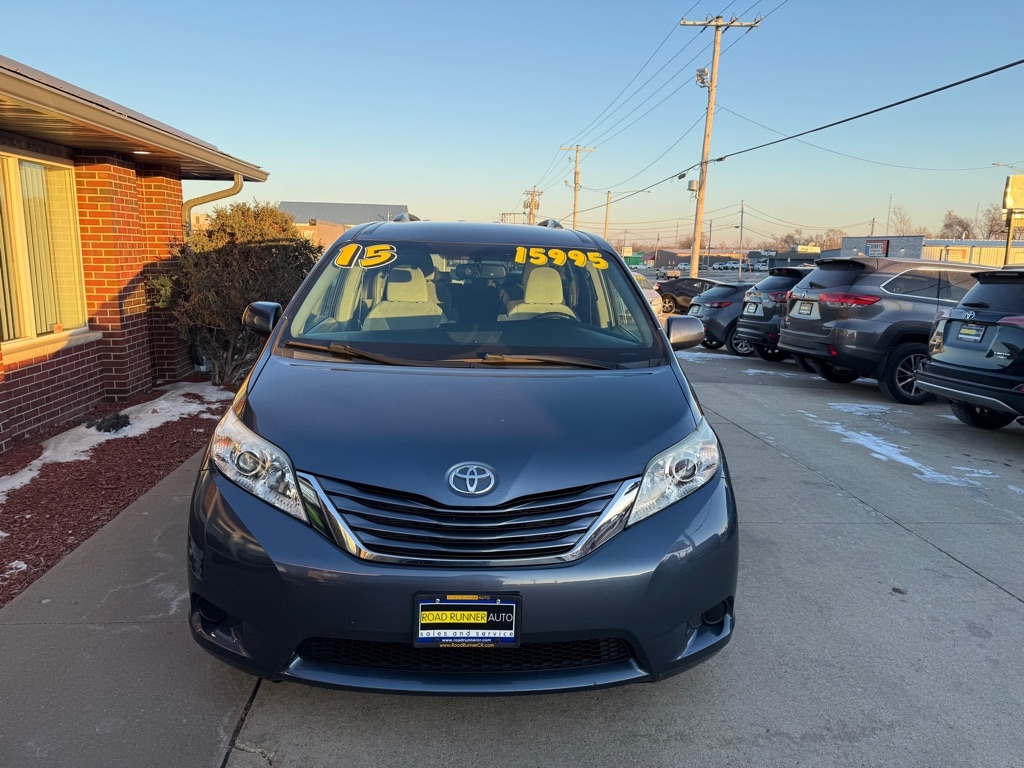 Toyota Sienna LE FWD 8-Passenger V6 2015