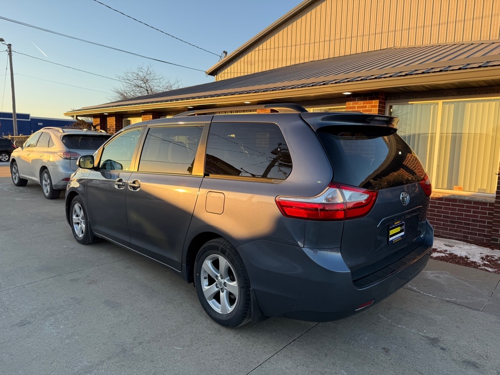 Toyota Sienna LE FWD 8-Passenger V6 2015