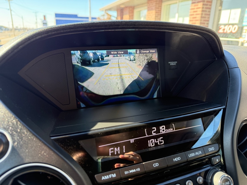 Honda Pilot Touring 4WD 5-Spd AT with DVD 2015