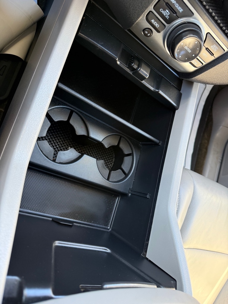 Honda Pilot Touring 4WD 5-Spd AT with DVD 2015