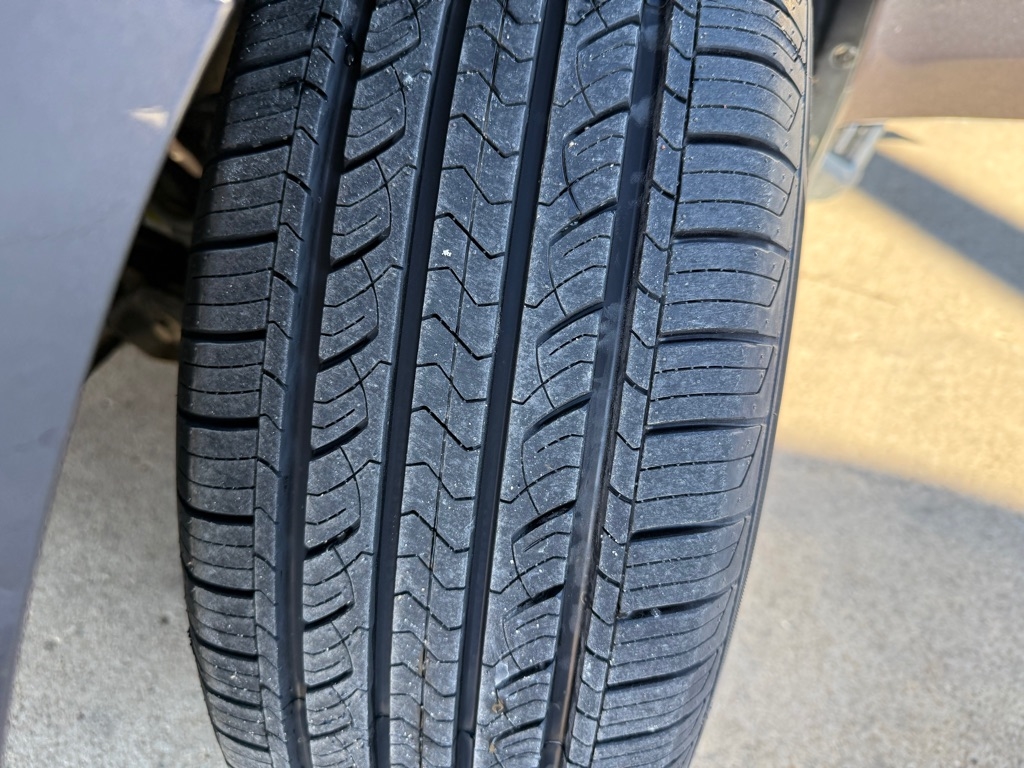 Honda Pilot Touring 4WD 5-Spd AT with DVD 2015