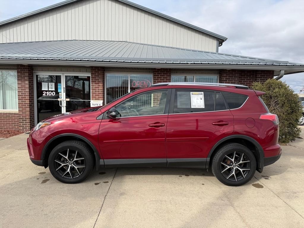 Toyota RAV4 SE 4WD 2018