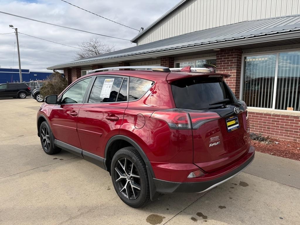 Toyota RAV4 SE 4WD 2018