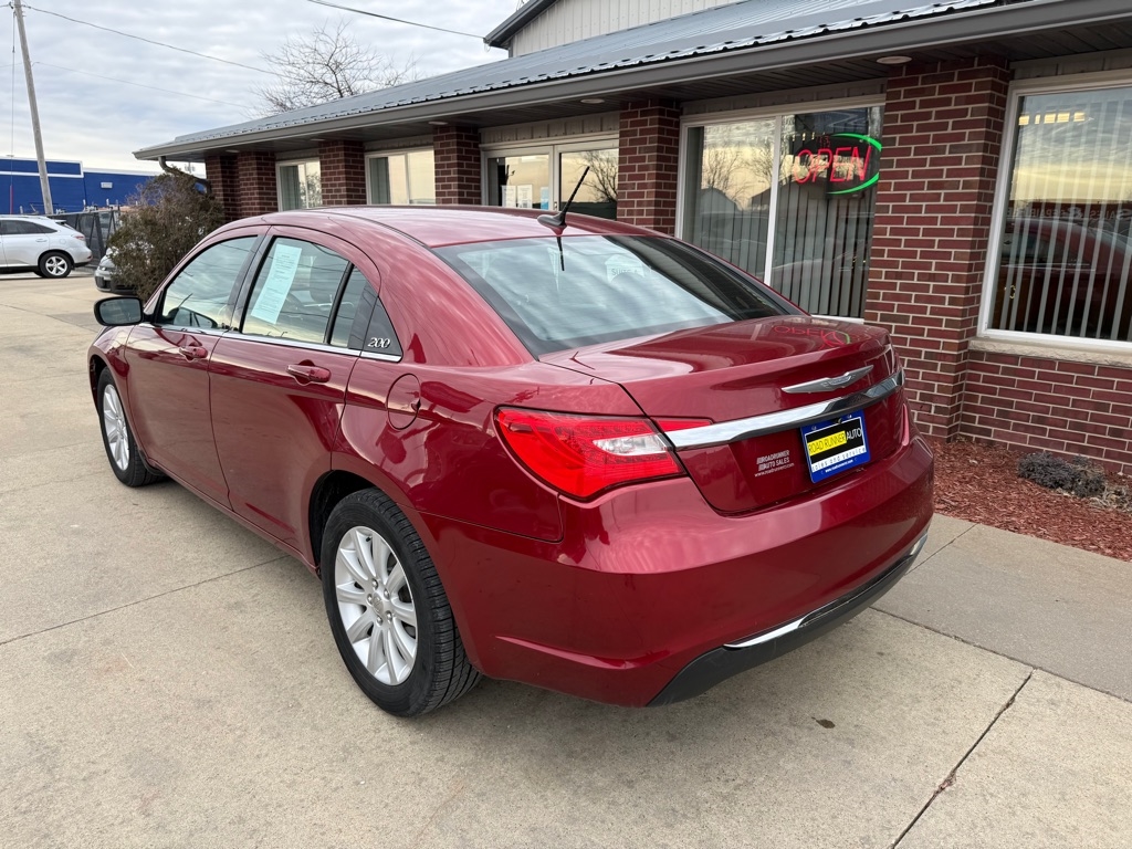 Chrysler 200 Touring 2013