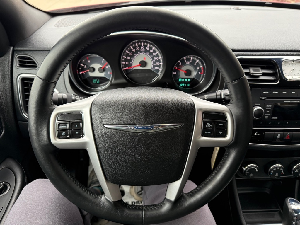 Chrysler 200 Touring 2013