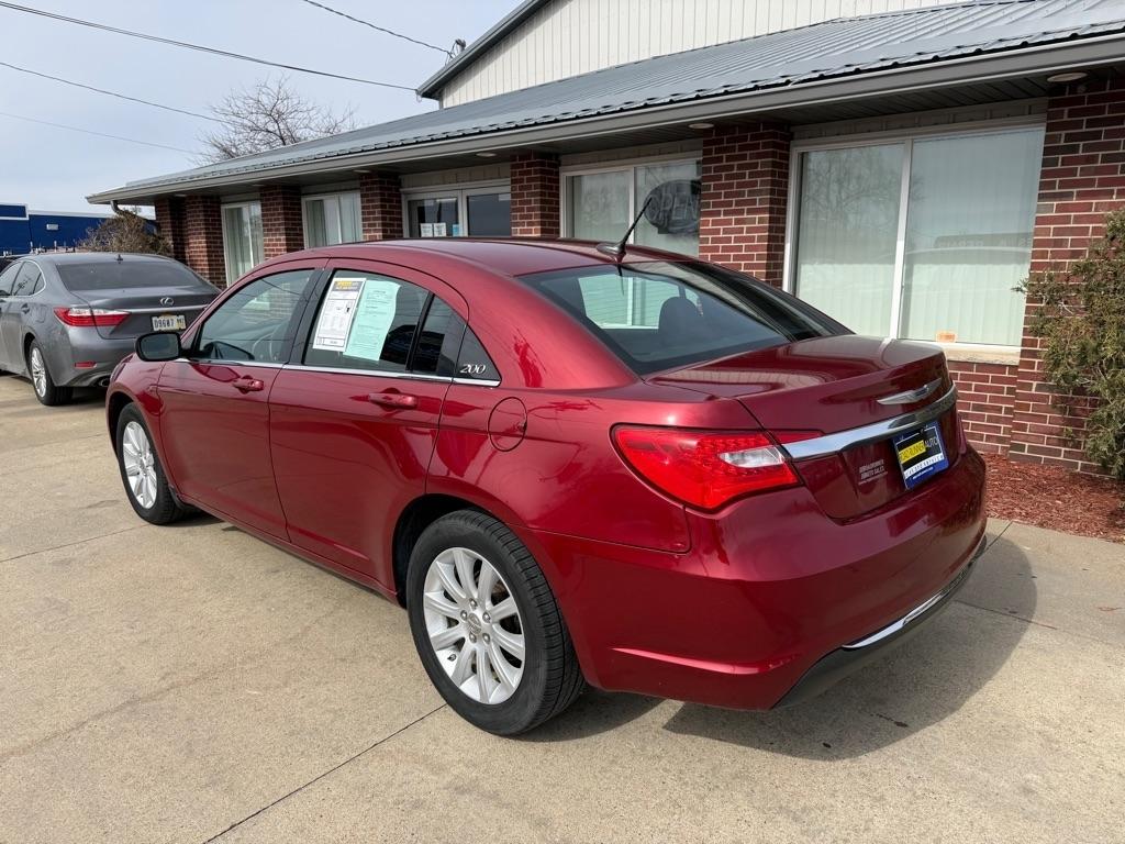 Chrysler 200 Touring 2013