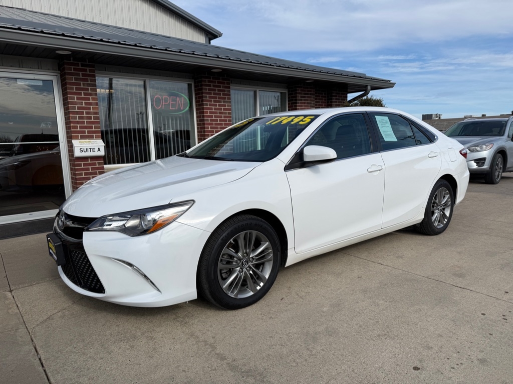 Toyota Camry SE 2015