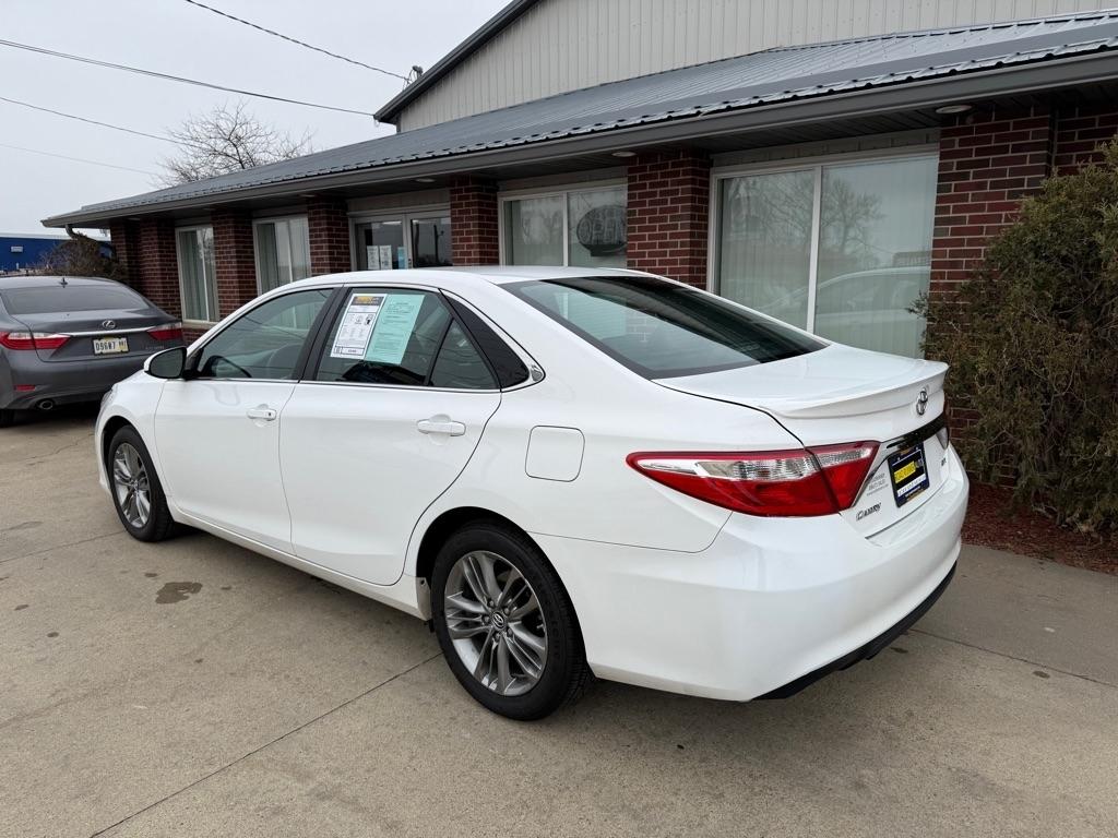 Toyota Camry SE 2015