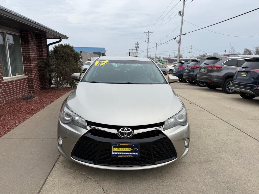Toyota Camry SE 2017