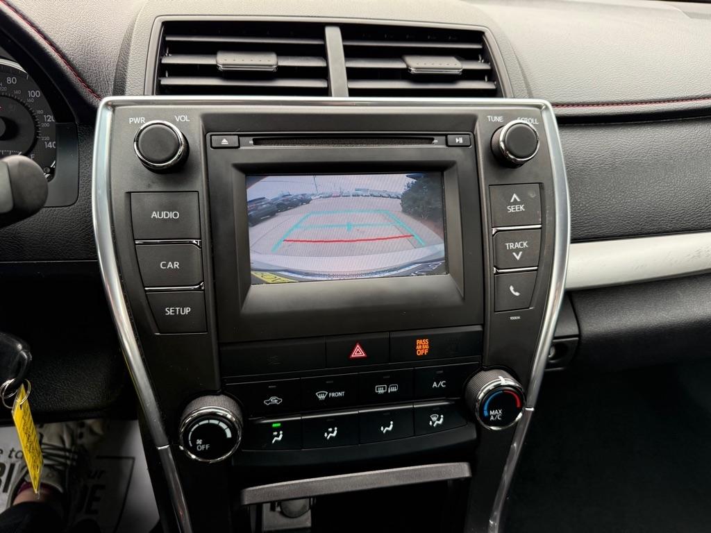 Toyota Camry SE 2017