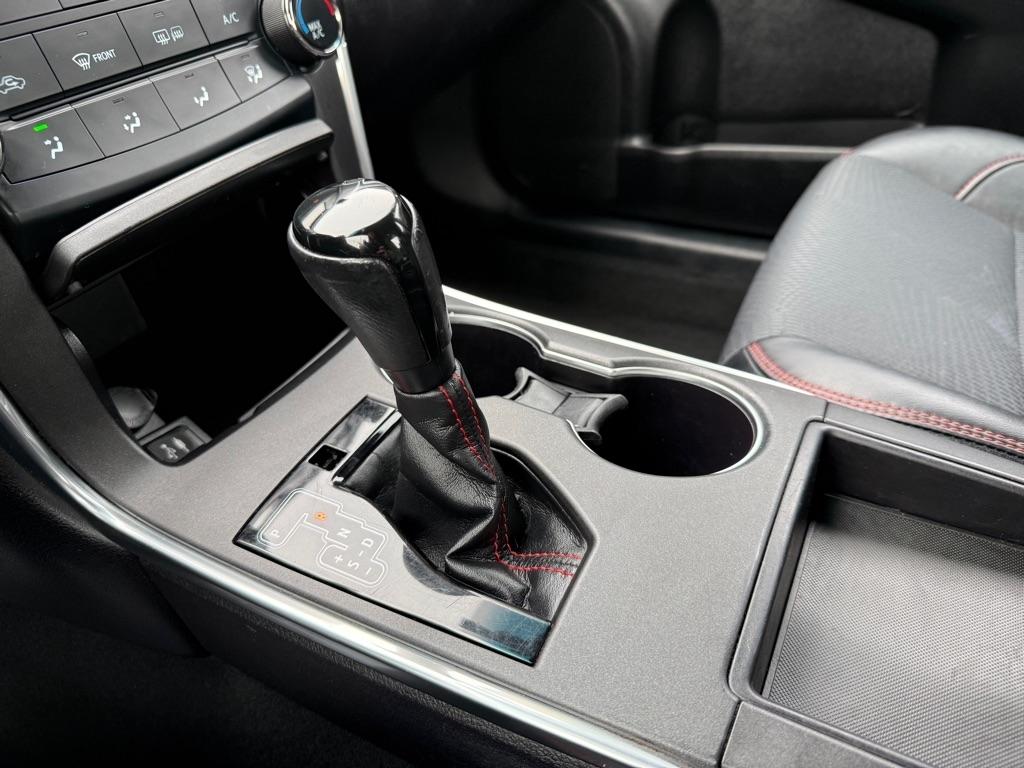 Toyota Camry SE 2017