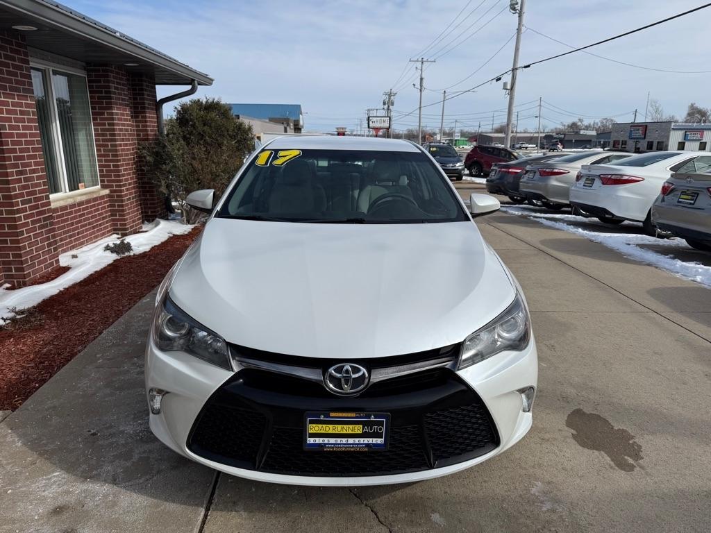 Toyota Camry SE 2017