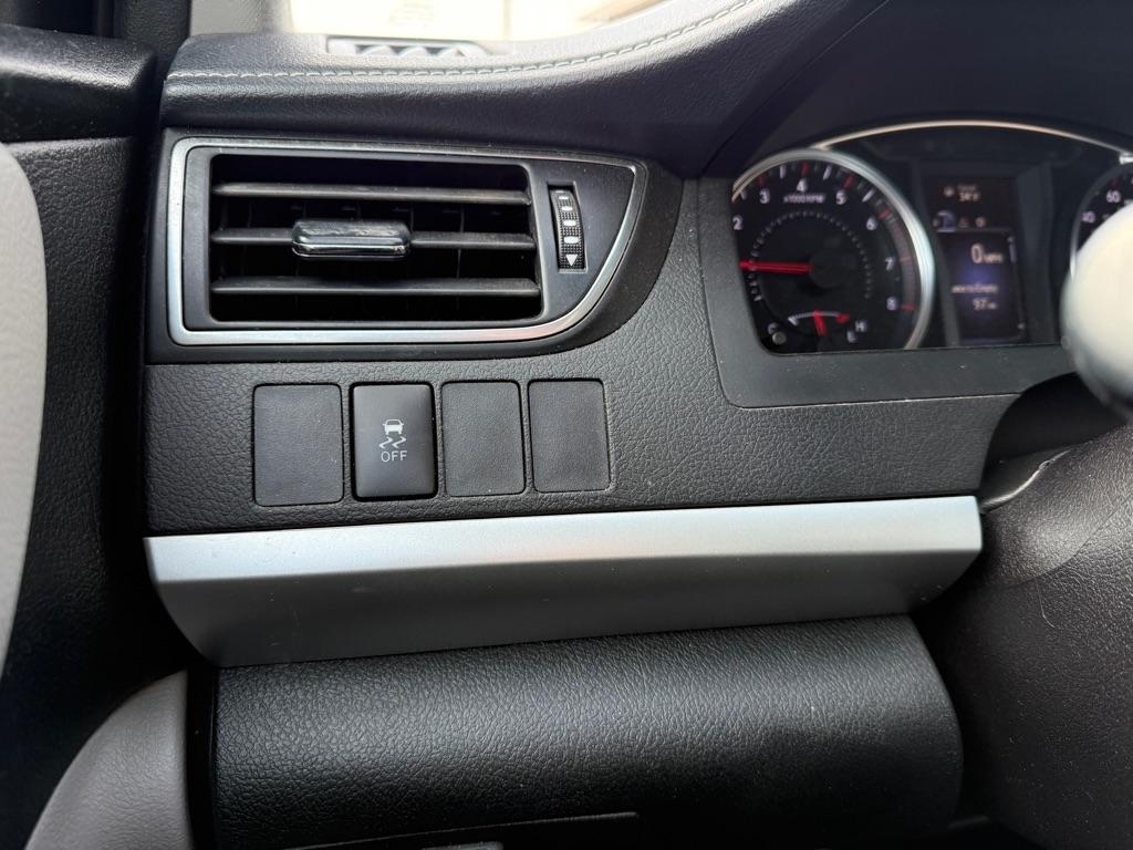 Toyota Camry SE 2017