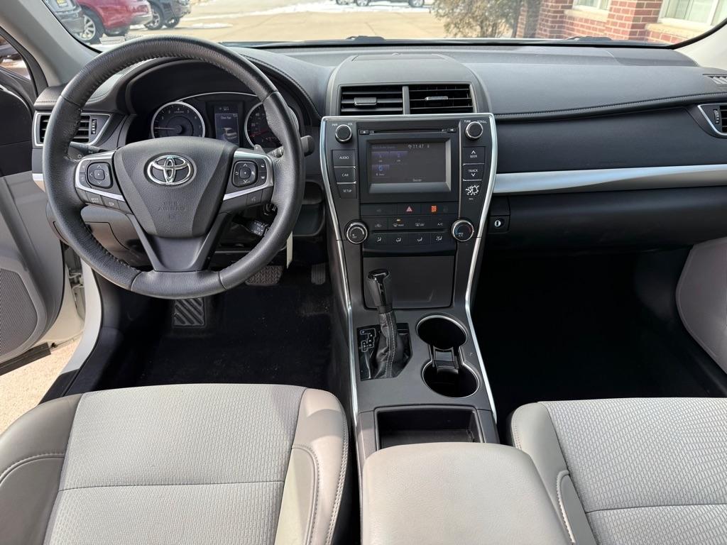 Toyota Camry SE 2017