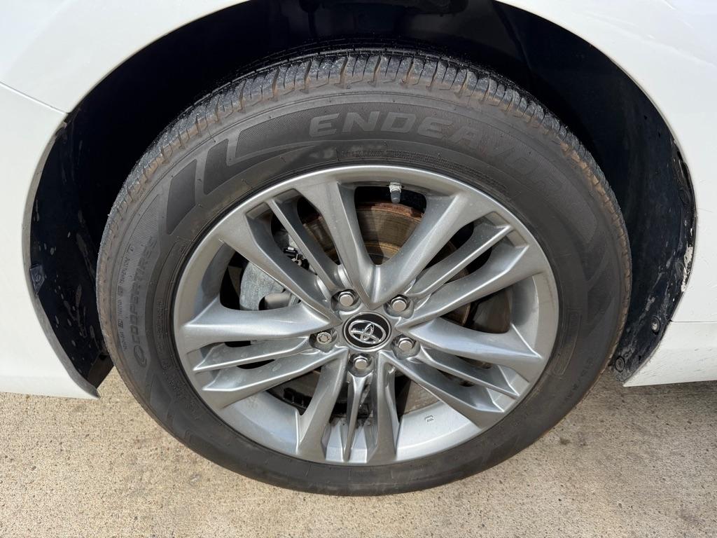 Toyota Camry SE 2017