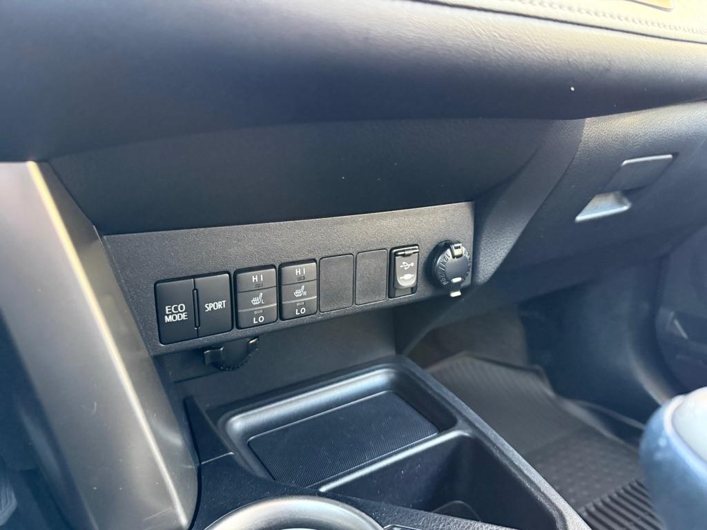 Toyota RAV4 Limited AWD 2015