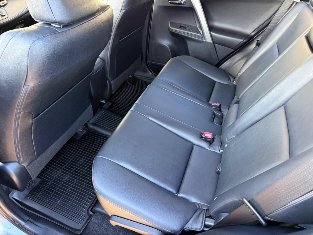 Toyota RAV4 Limited AWD 2015