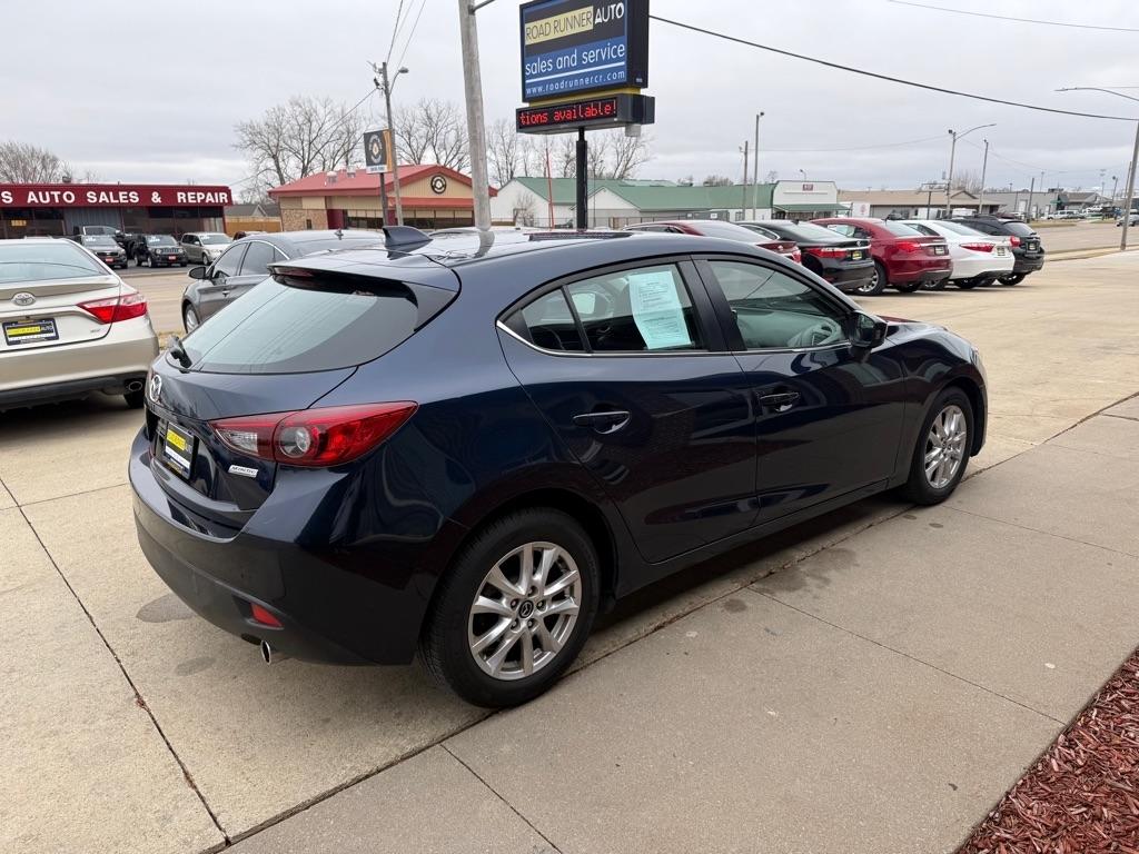 Mazda MAZDA3 i Grand Touring AT 5-Door 2015