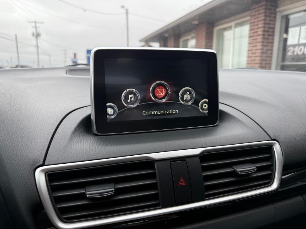 Mazda MAZDA3 i Grand Touring AT 5-Door 2015