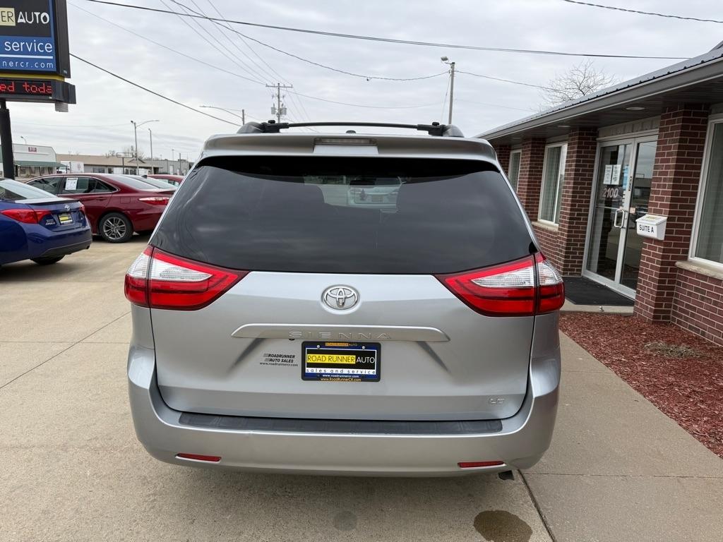 Toyota Sienna LE FWD 8-Passenger V6 2015