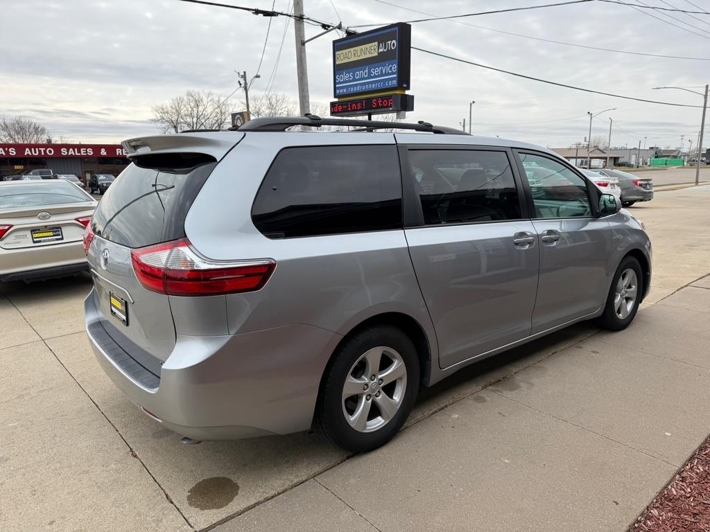 Toyota Sienna LE FWD 8-Passenger V6 2015