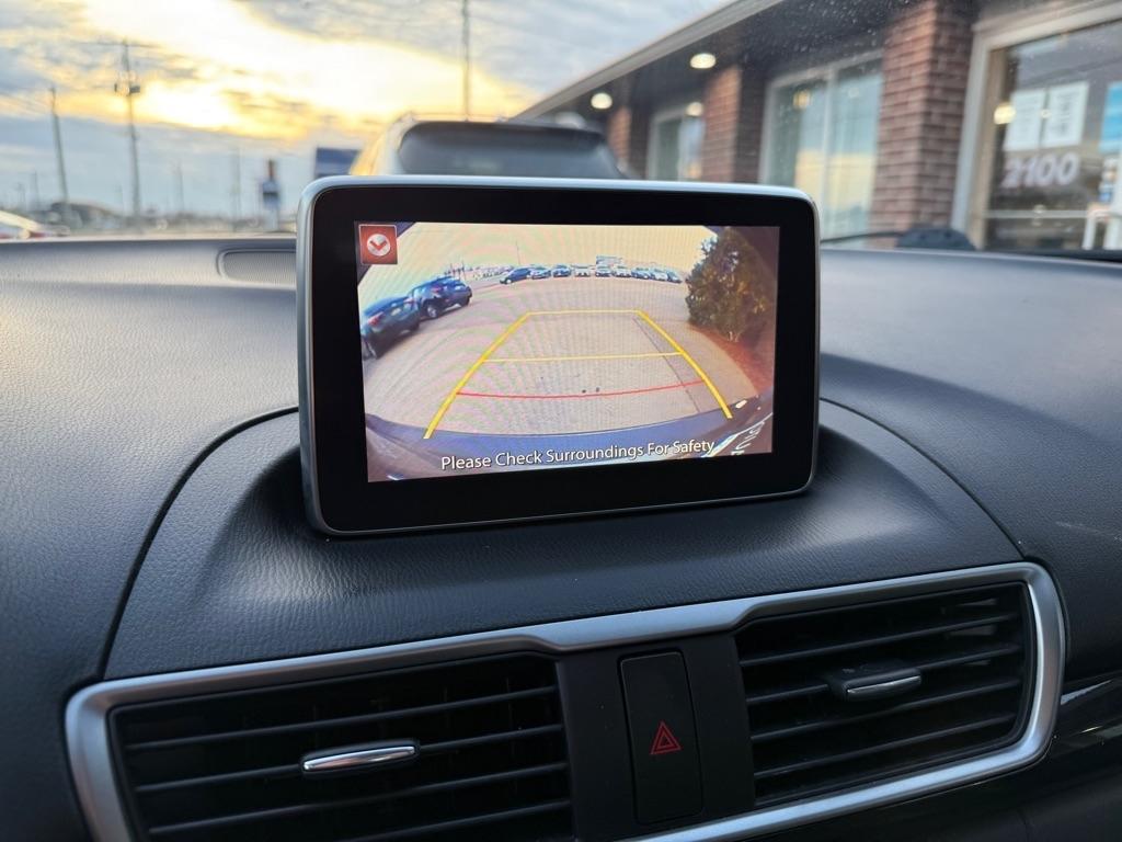 Mazda MAZDA3 i Grand Touring AT 5-Door 2015