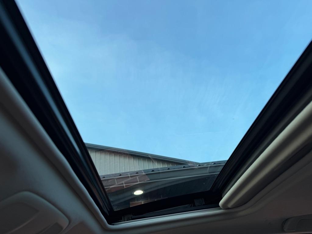 Mazda MAZDA3 i Grand Touring AT 5-Door 2015