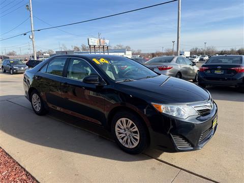 2014 Toyota Camry LE