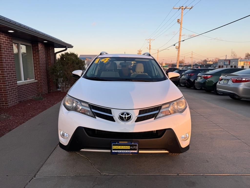 Toyota RAV4 XLE AWD 2014