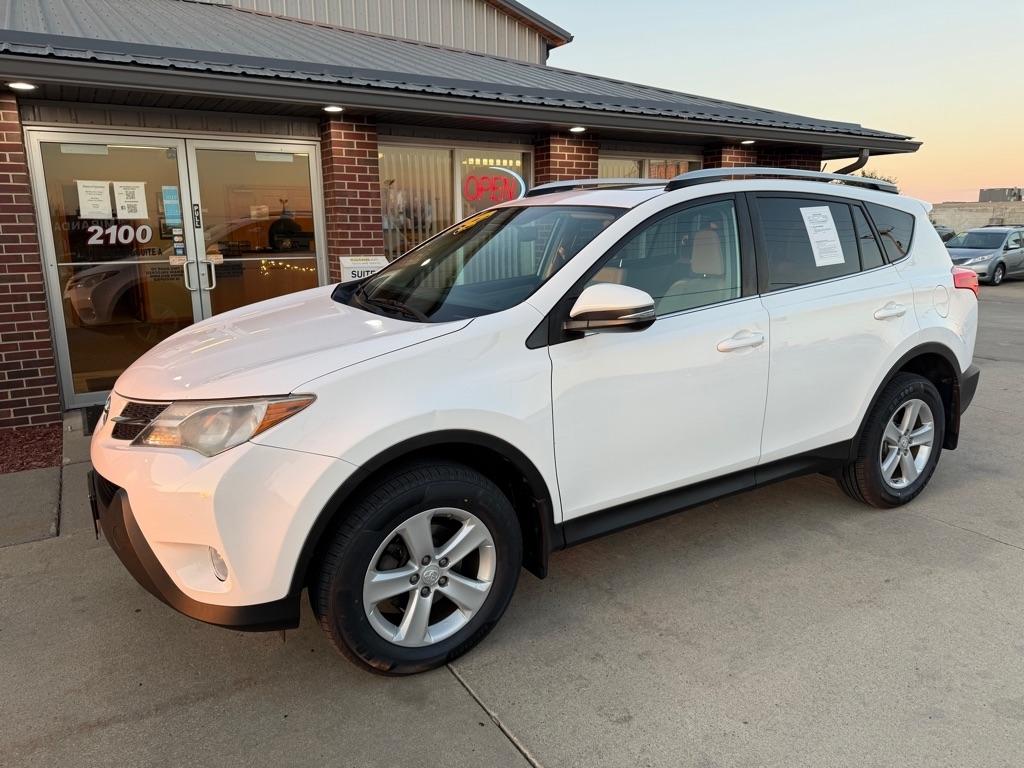 Toyota RAV4 XLE AWD 2014