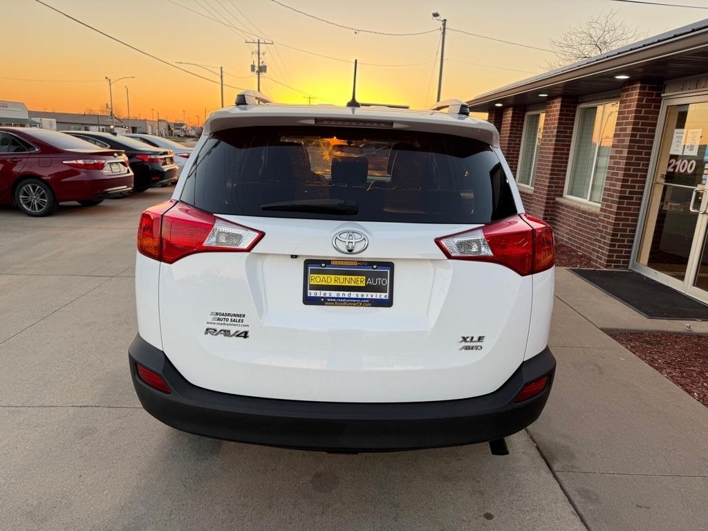 Toyota RAV4 XLE AWD 2014