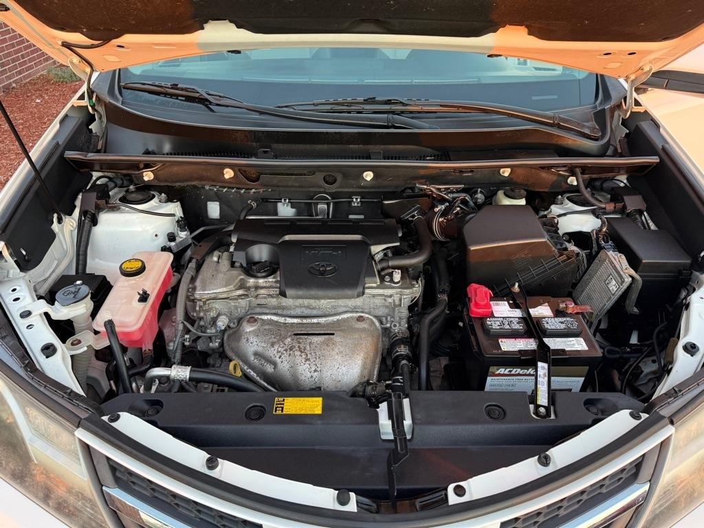 Toyota RAV4 XLE AWD 2014