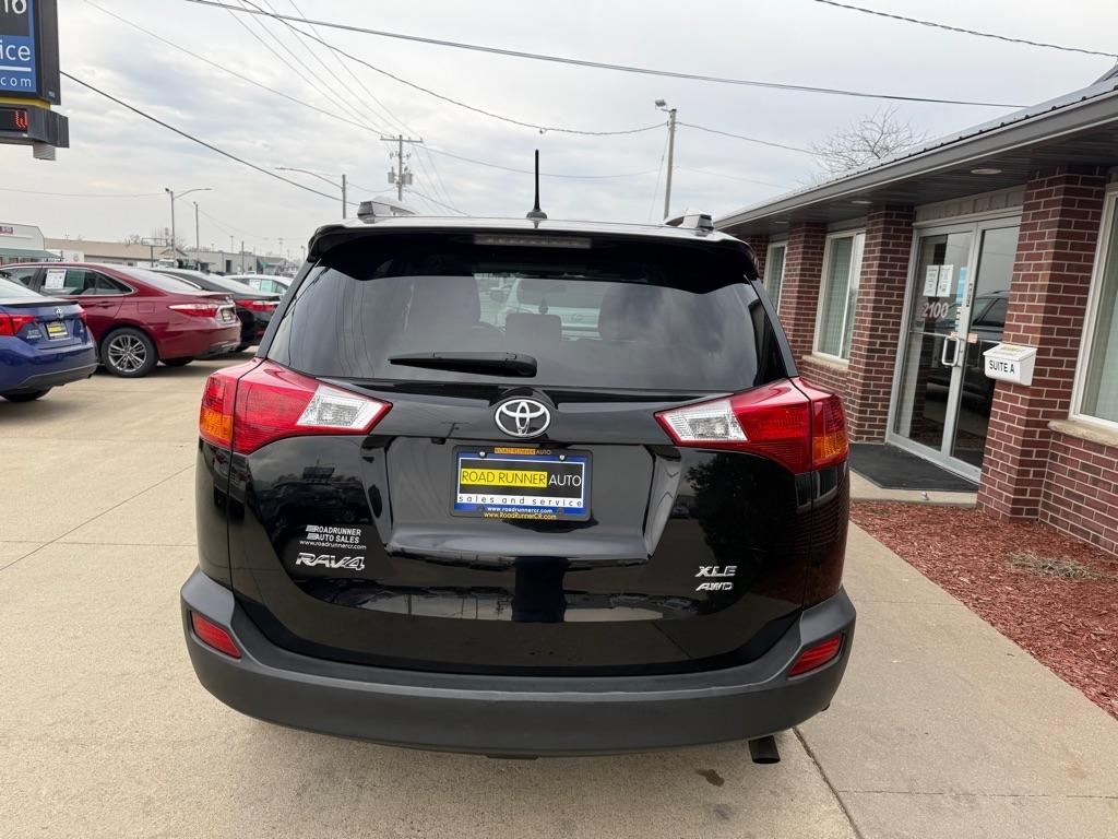 Toyota RAV4 XLE AWD 2015